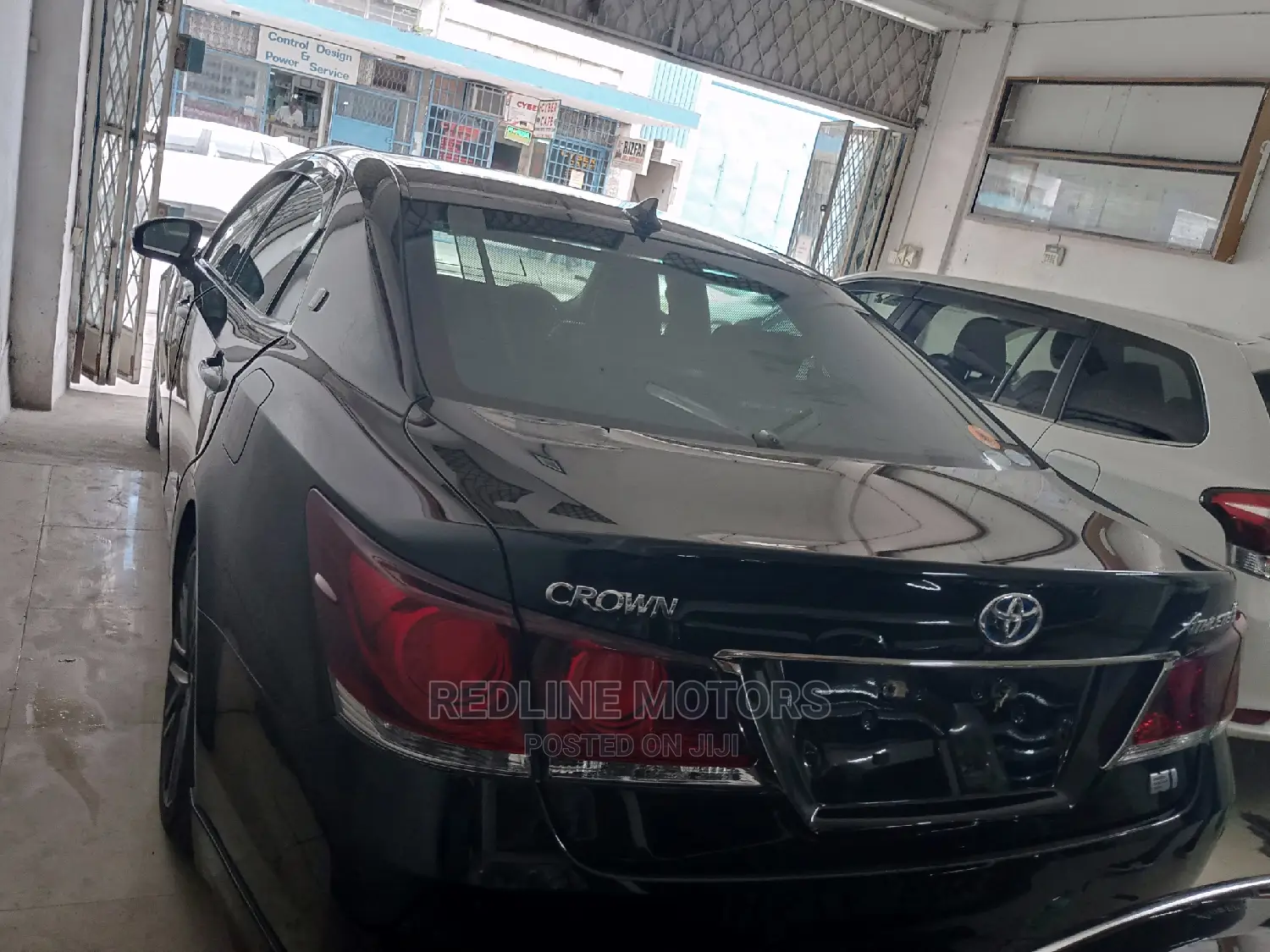 Toyota Crown 2016 Black