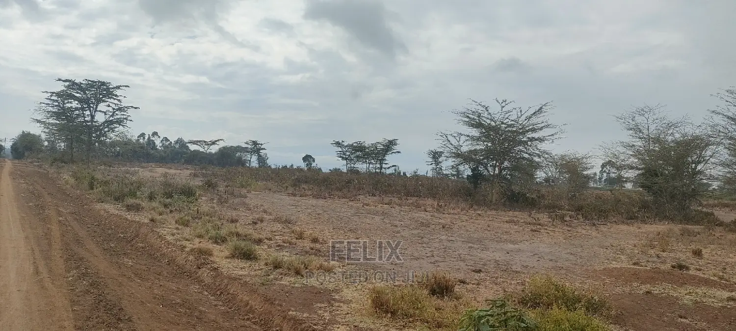 8 Acres Narumoru/Thoome/ Matanya