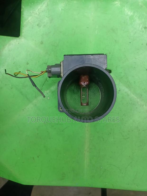 Subaru Legacy Mass Airflow Sensor - thumbnail 3