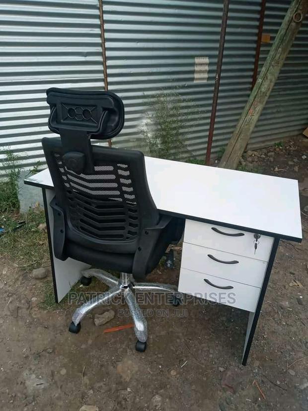 Executive 1.2 Mtrs Office Desk Headrest Office Chair - thumbnail 2