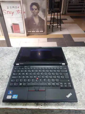 Laptop Lenovo ThinkPad X230 4GB Intel Core I5 HDD 320GB