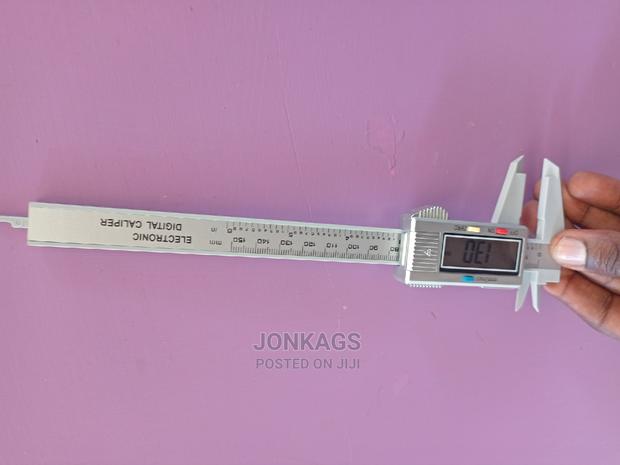 150mm Long Digital Calipers - thumbnail 3