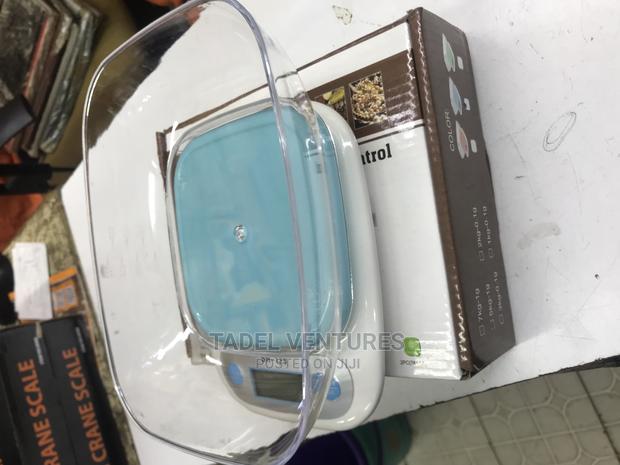 Kitchen Scale With Bowl - thumbnail 2