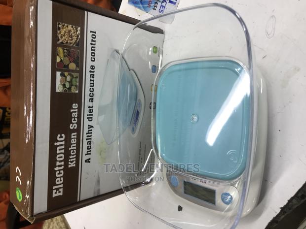 Kitchen Scale With Bowl - thumbnail 3