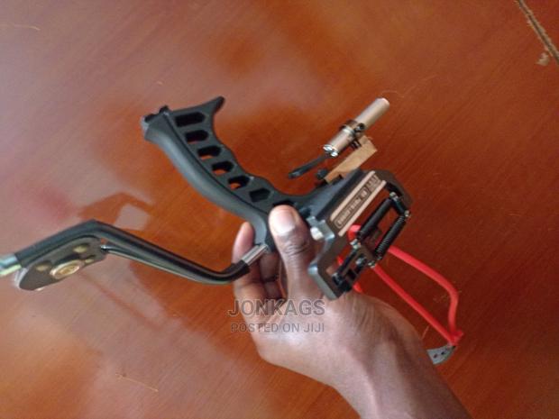 High Precision Shooting Slingshot/Catapult - thumbnail 5
