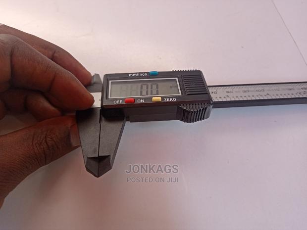 Portable Electronic Vernier Caliper - thumbnail 3