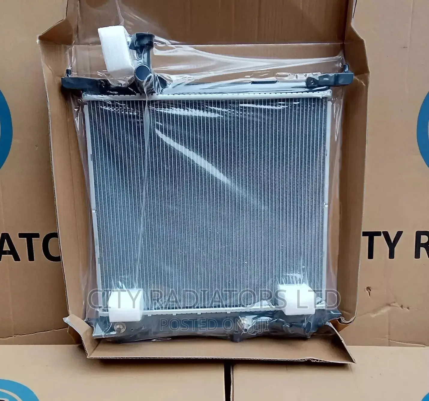 Radiator for Nissan March 