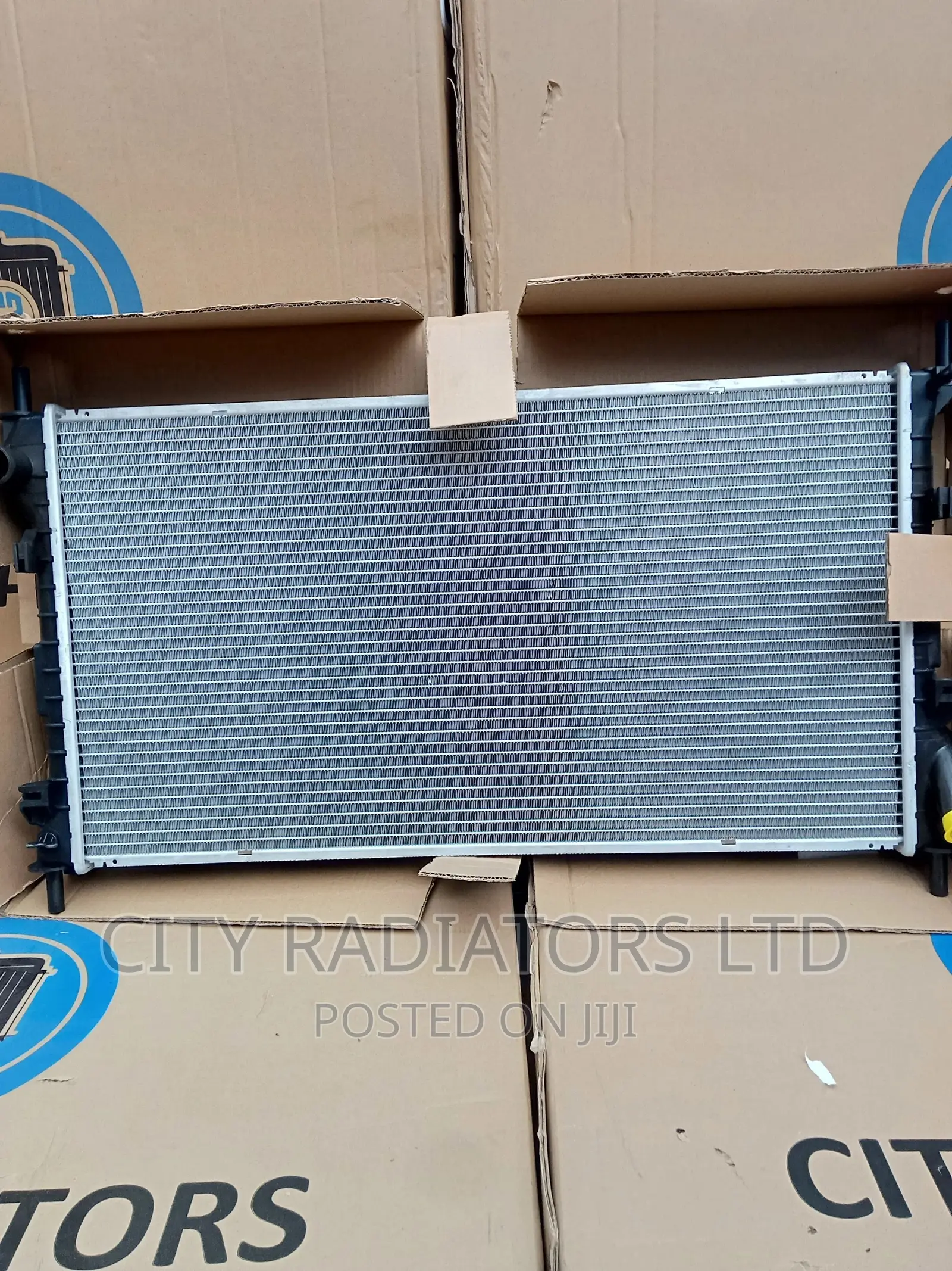 Radiator for Ford Focus.