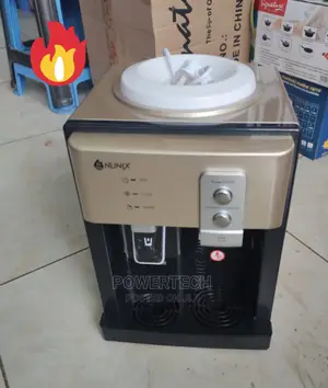 Z4 Hot and Normal Table Top Water Dispenser.