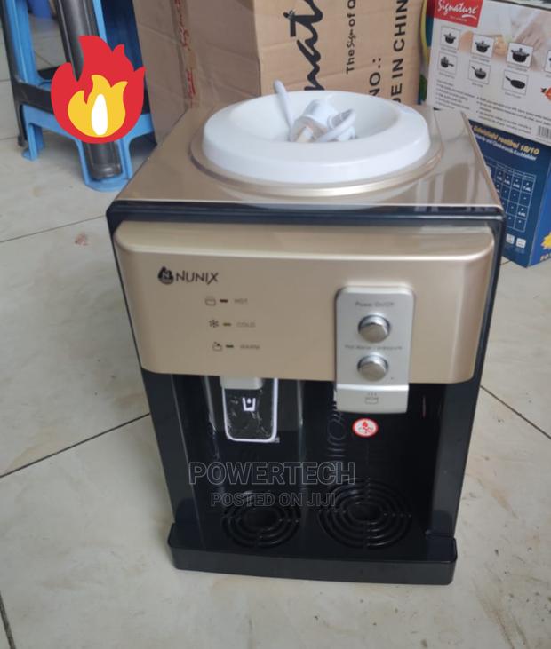 Z4 Hot and Normal Table Top Water Dispenser.