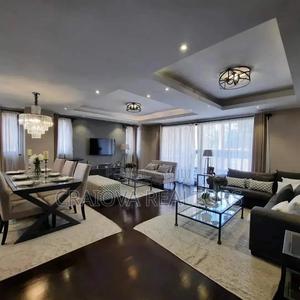 4bdrm Duplex in Valley Arcade for sale - thumbnail 2