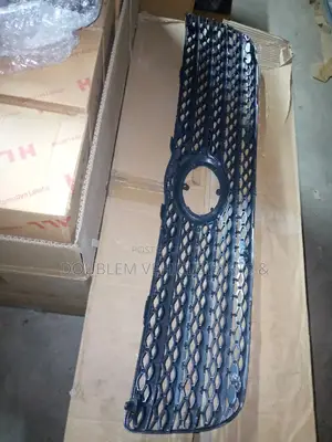 FRONT Grill Toyota Succeed