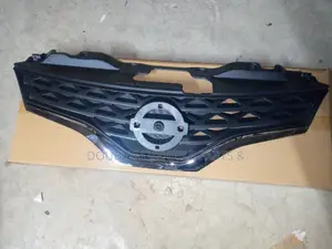 Front Grill Nissan NV200
