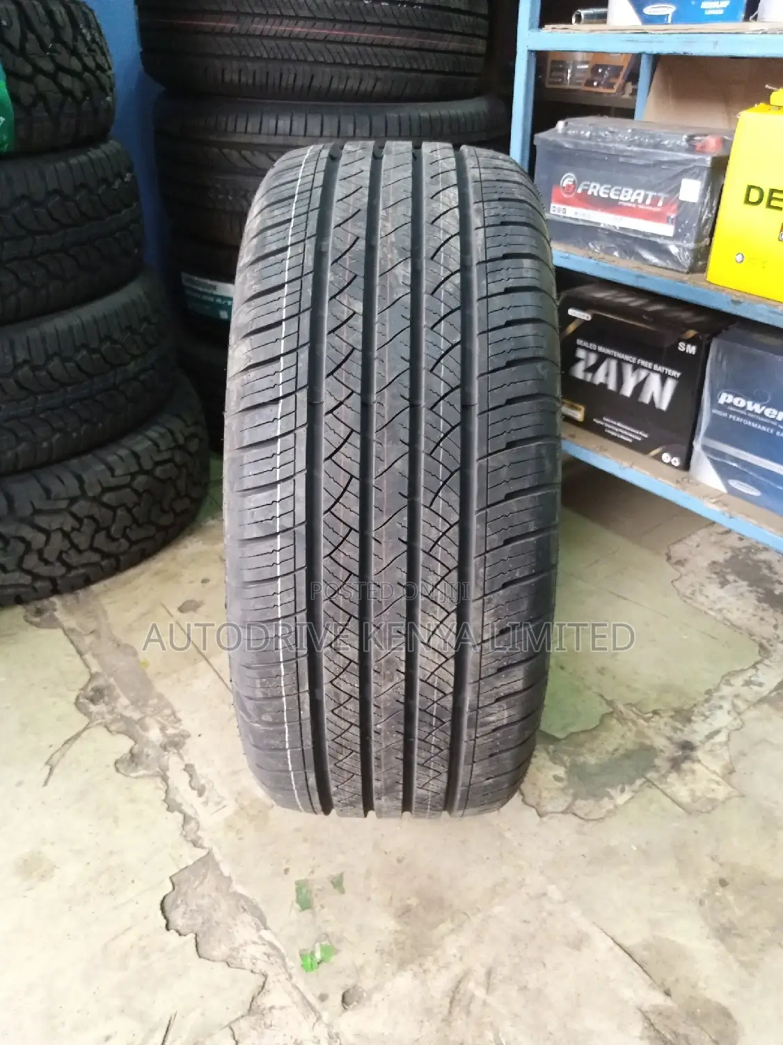 285/50r20 Maxtrek Tyre