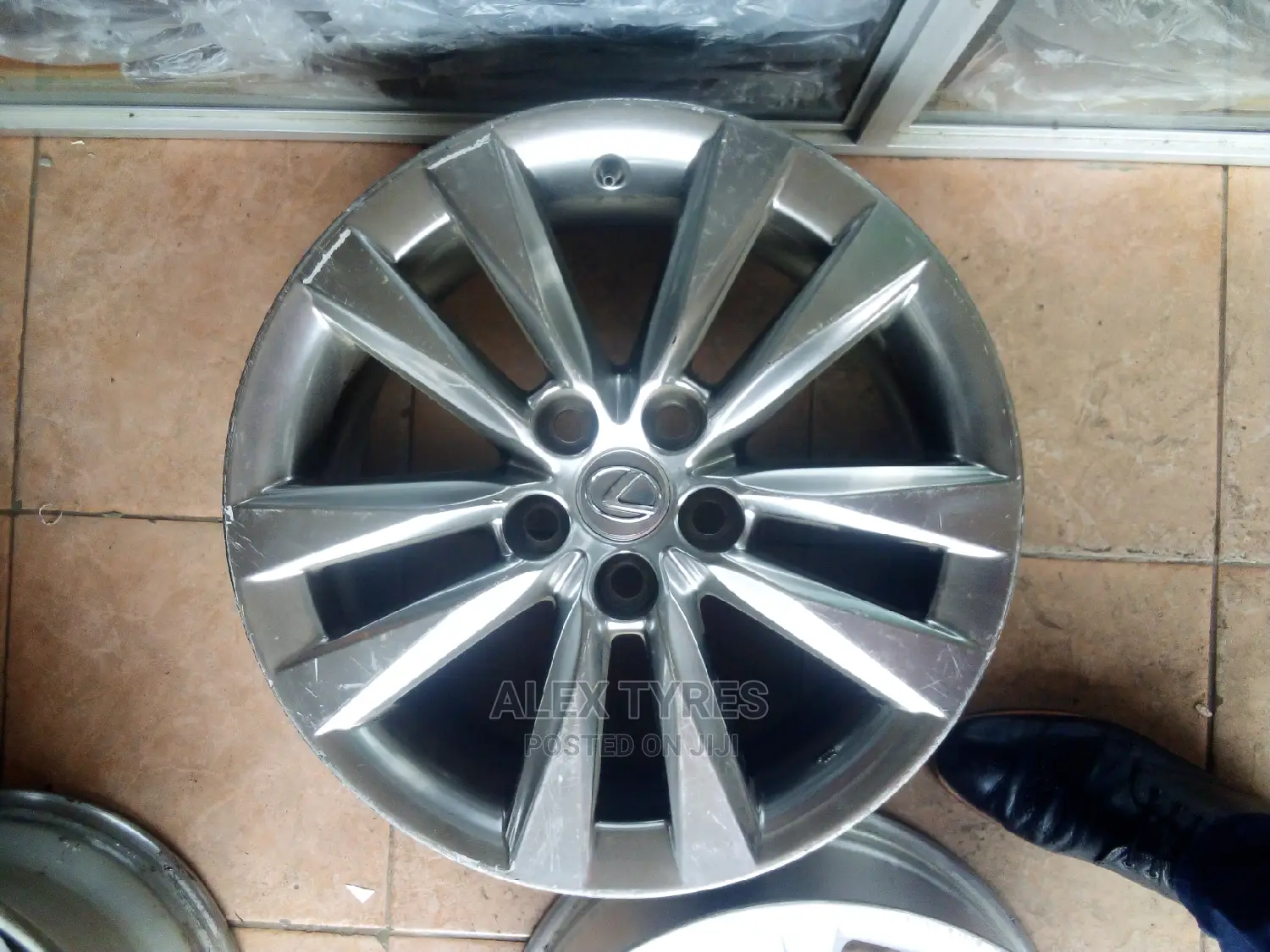Size 18 Inches Jeep Original Sport Rims Set