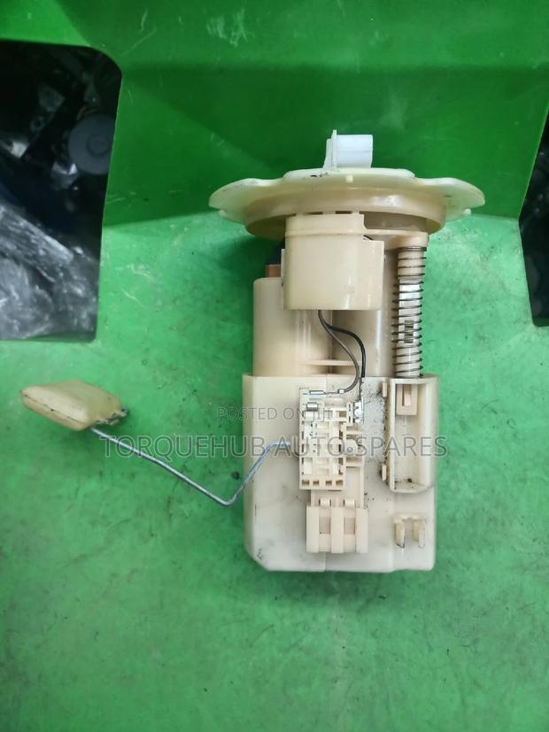 Nissan Serena Old Model Fuel Pump - thumbnail 2