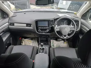 Mitsubishi Outlander ES AWC 2017 Teal