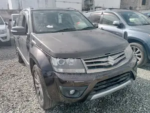 Suzuki Escudo 2016 Matt Black
