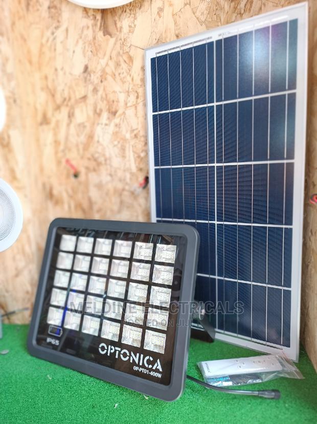 400w Solar Floodlight - main view
