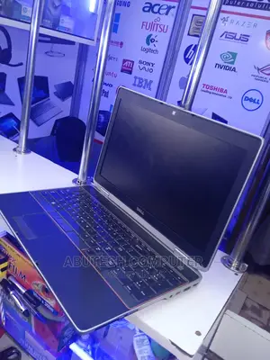 Laptop Dell 4GB Intel Core I7 HDD 500GB