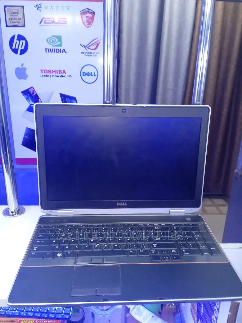 Laptop Dell 4GB Intel Core I7 HDD 500GB