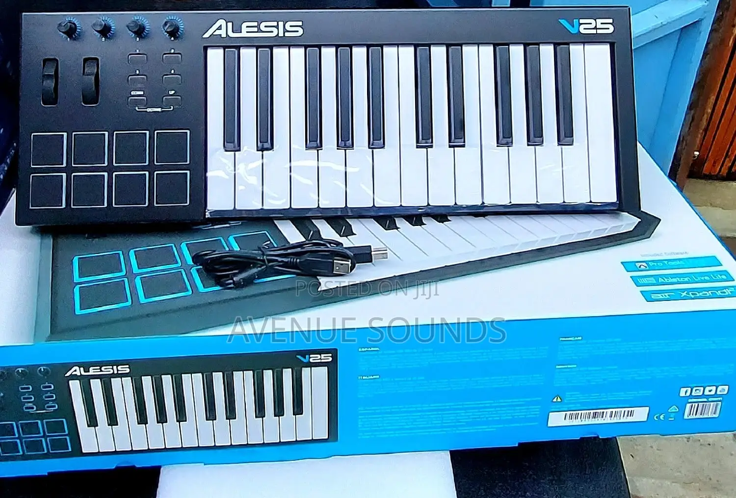 Alesis V25 Mini Studio Midi Keyboard