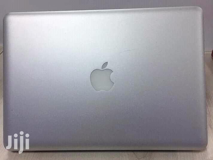 Laptop Apple MacBook Pro 4GB Intel Core i5 HDD 500GB