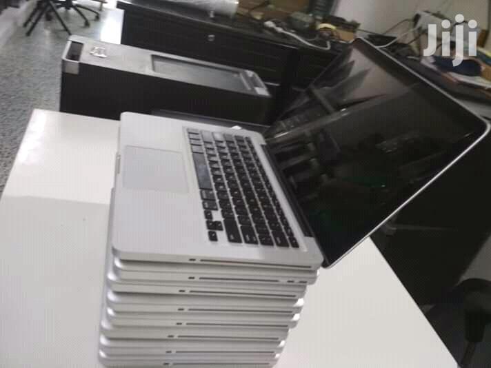 Laptop Apple MacBook Pro 4GB Intel Core i5 HDD 500GB