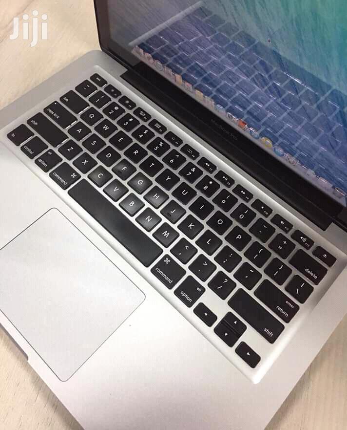 Laptop Apple MacBook Pro 4GB Intel Core i5 HDD 500GB