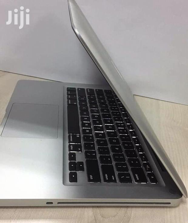 Laptop Apple MacBook Pro 4GB Intel Core i5 HDD 500GB - thumbnail 3