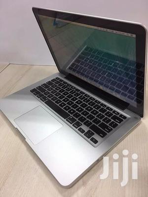 Laptop Apple MacBook Pro 4GB Intel Core i5 HDD 500GB