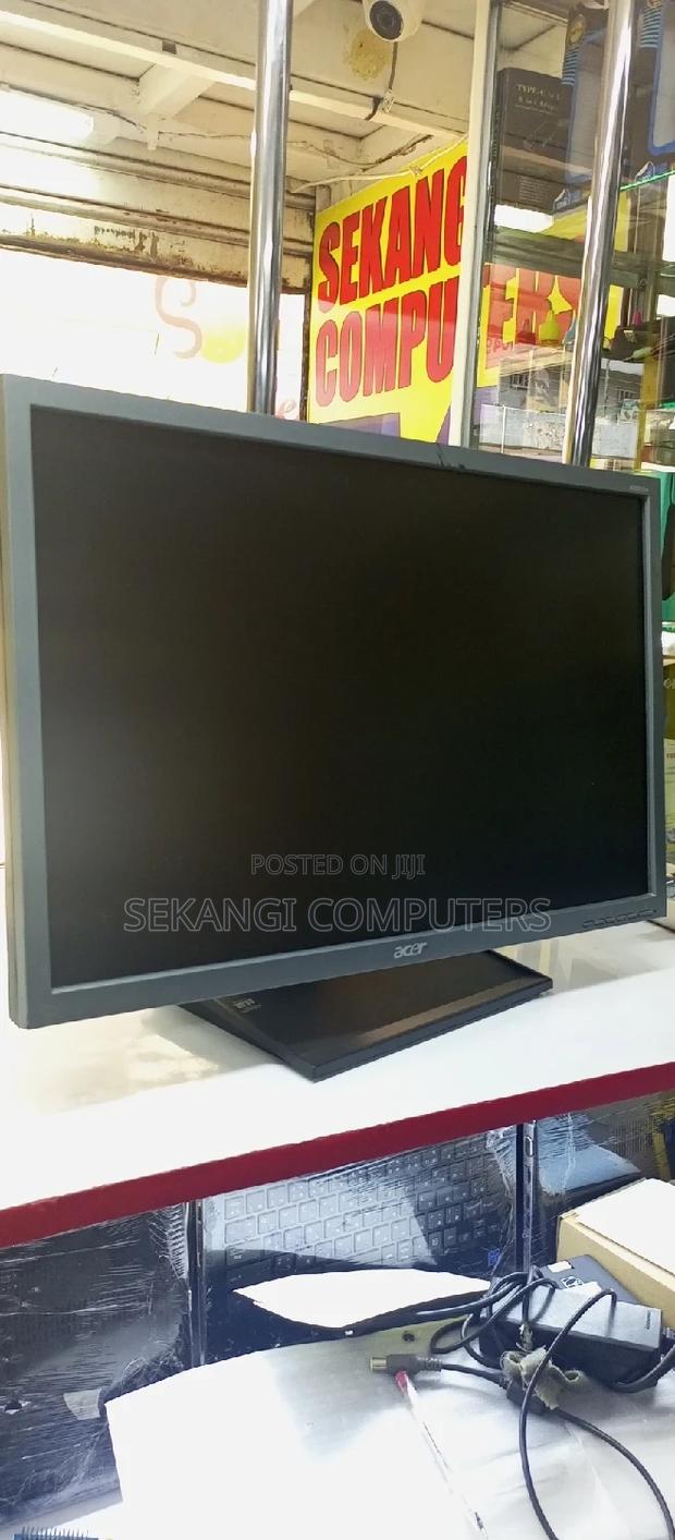 22" Computer Monitor - thumbnail 3
