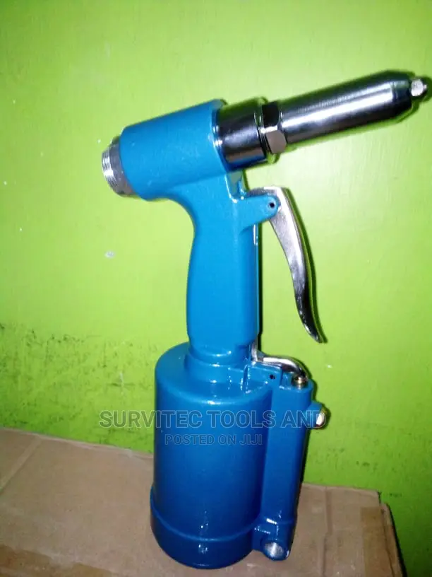 Air Rivet Gun