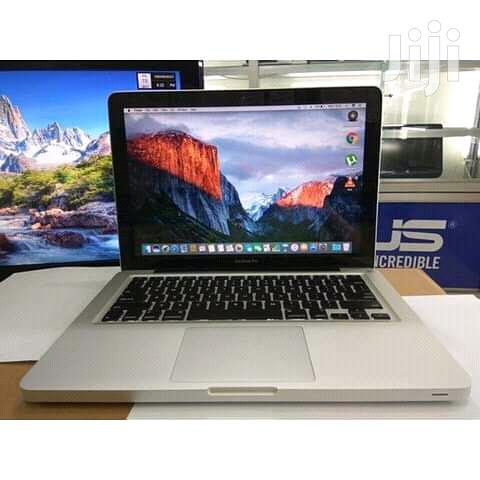 Laptop Apple MacBook Pro 4GB Intel Core i5 HDD 500GB