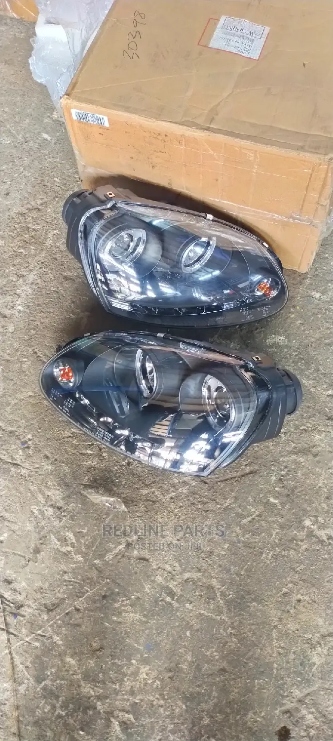 Aftermarket Tail Lights for VW MK5