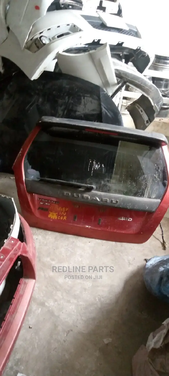 Forester SG5 Tailgate