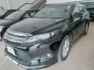 Toyota Harrier 2.0 2016 Beige
