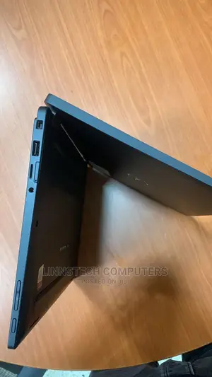Laptop Dell Latitude 7390 8GB Intel Core I5 SSD 256GB