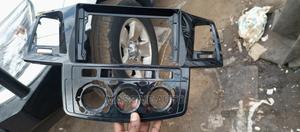 Toyota Hilux Console - thumbnail 2