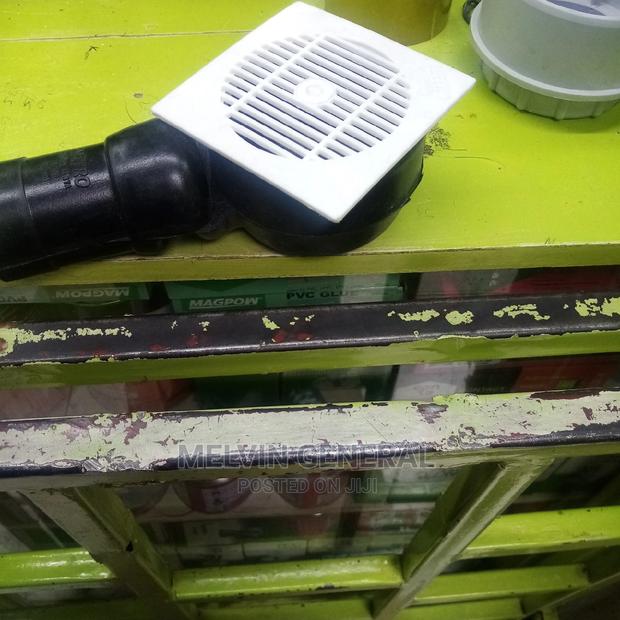 Black Floor Trap - main view