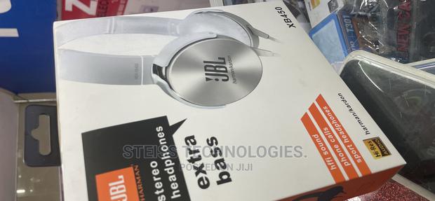 Jbl Extra Bass Wired Headphones.