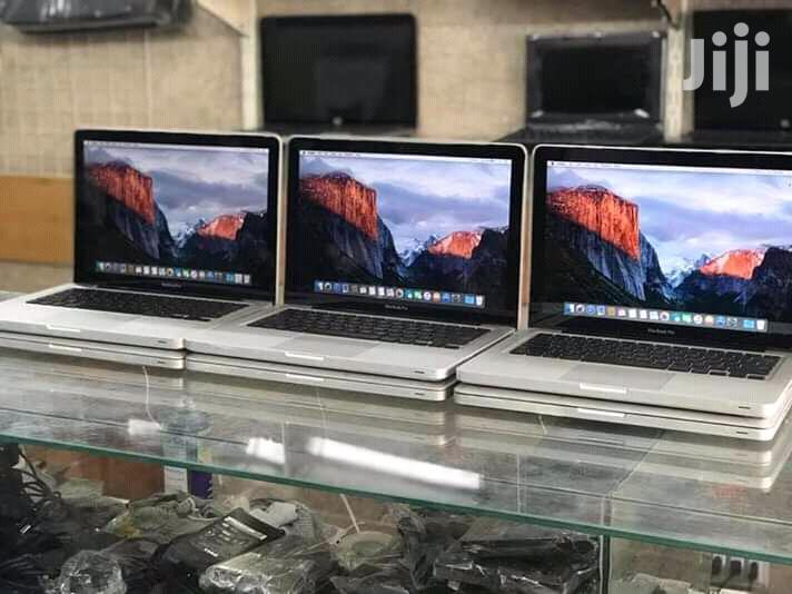 Laptop Apple MacBook Pro 4GB Intel Core i5 HDD 500GB