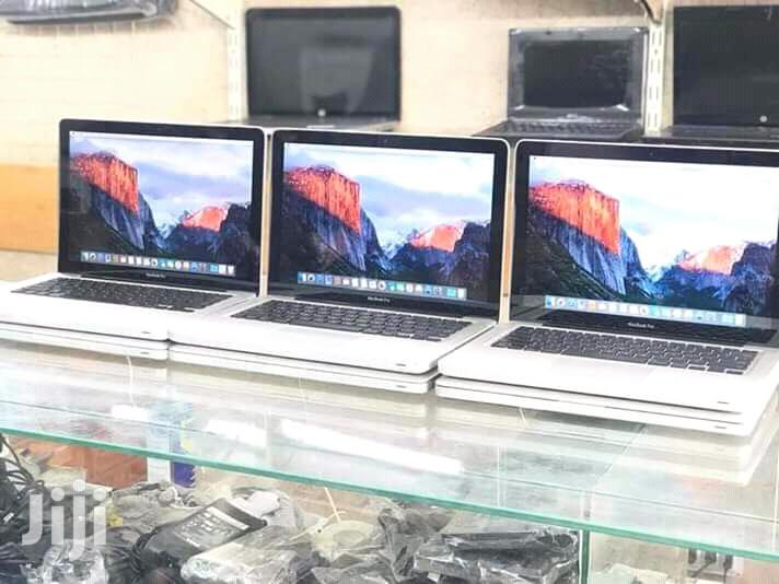 Laptop Apple MacBook Pro 4GB Intel Core i5 HDD 500GB