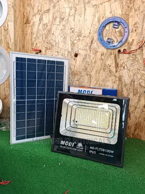100watts Solar Floodlight / Solar Light