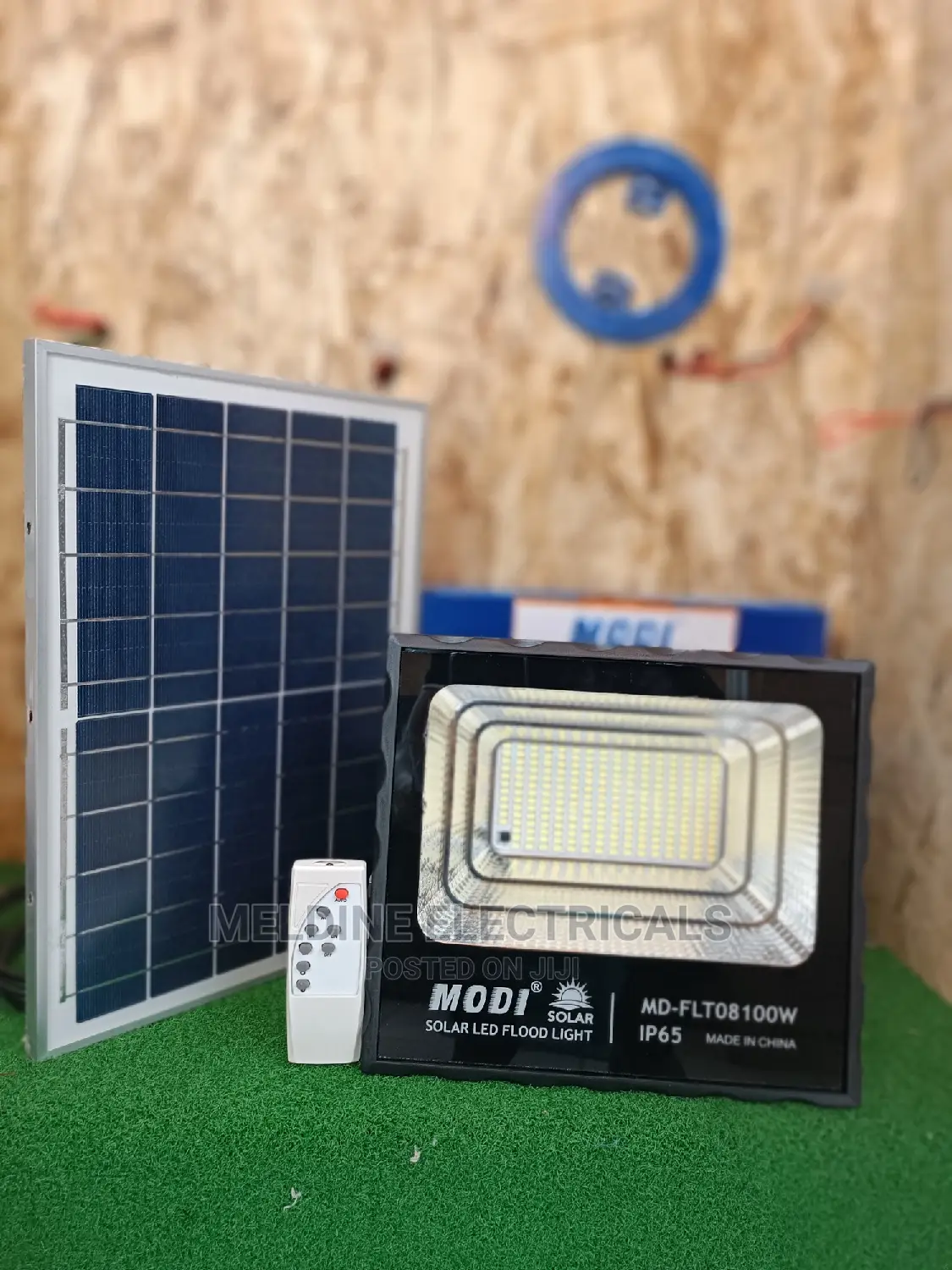 100watts Solar Floodlight / Solar Light