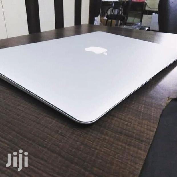 Laptop Apple MacBook Air 8GB Intel Core i5 SSD 256GB - thumbnail 3