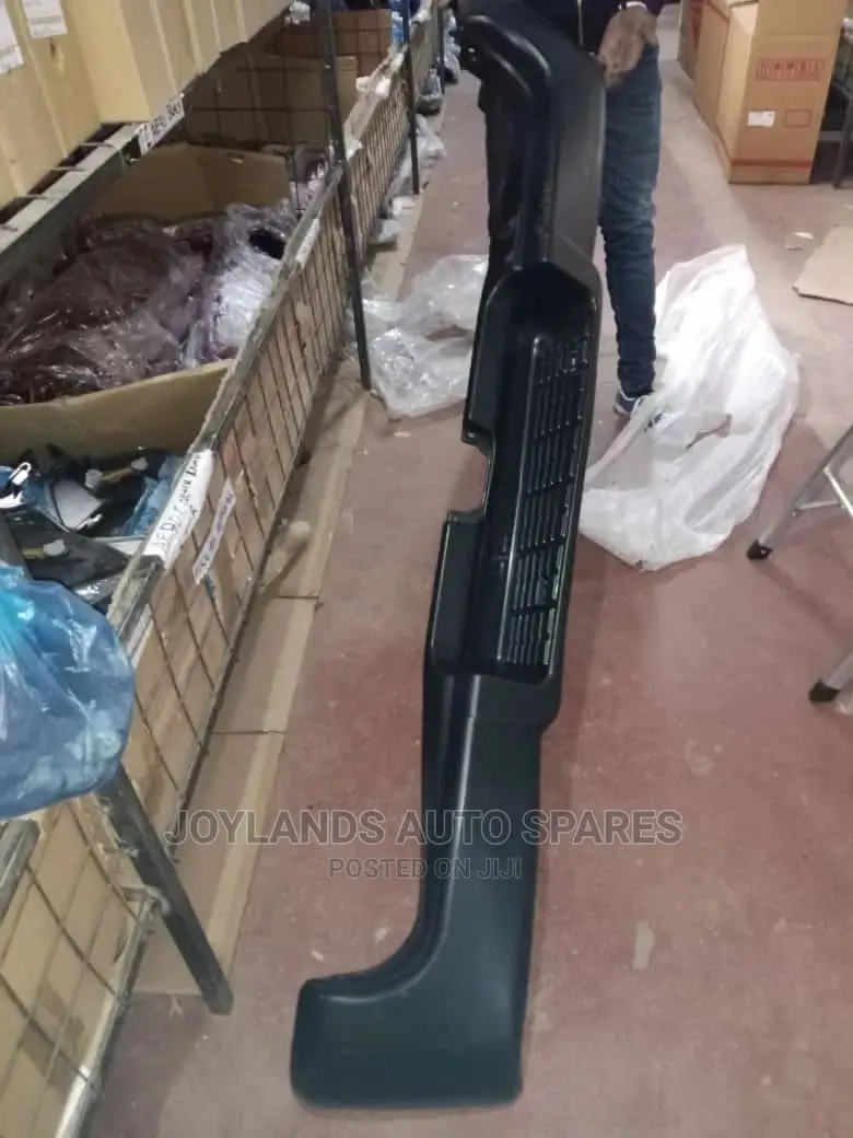 Rear Bumper 5l