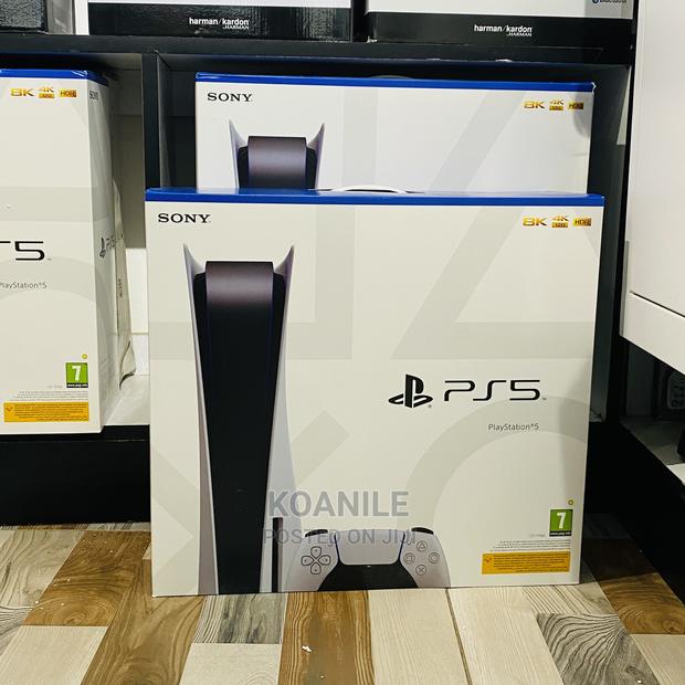 PS5 Standard Available - main view