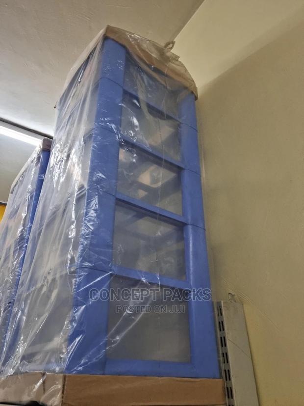 5 Stack Plastic Drawer.