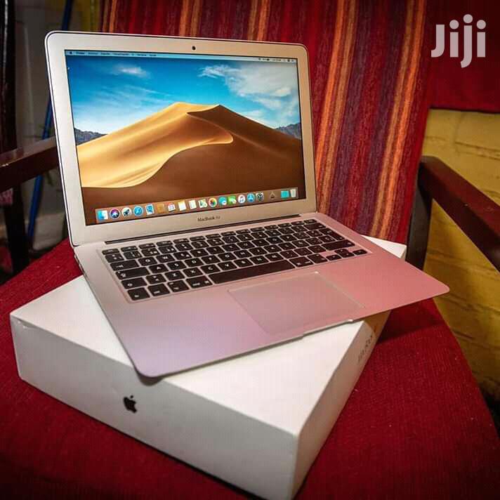 Laptop Apple MacBook Air 8GB Intel Core i5 SSD 256GB